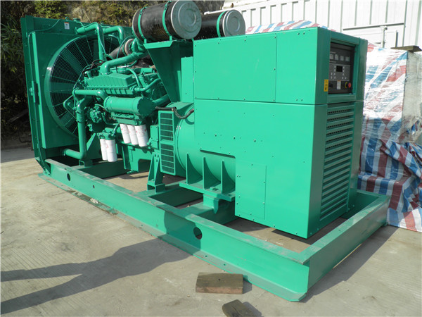 砚山发电车出租-柴油发电机散热器怎样散热