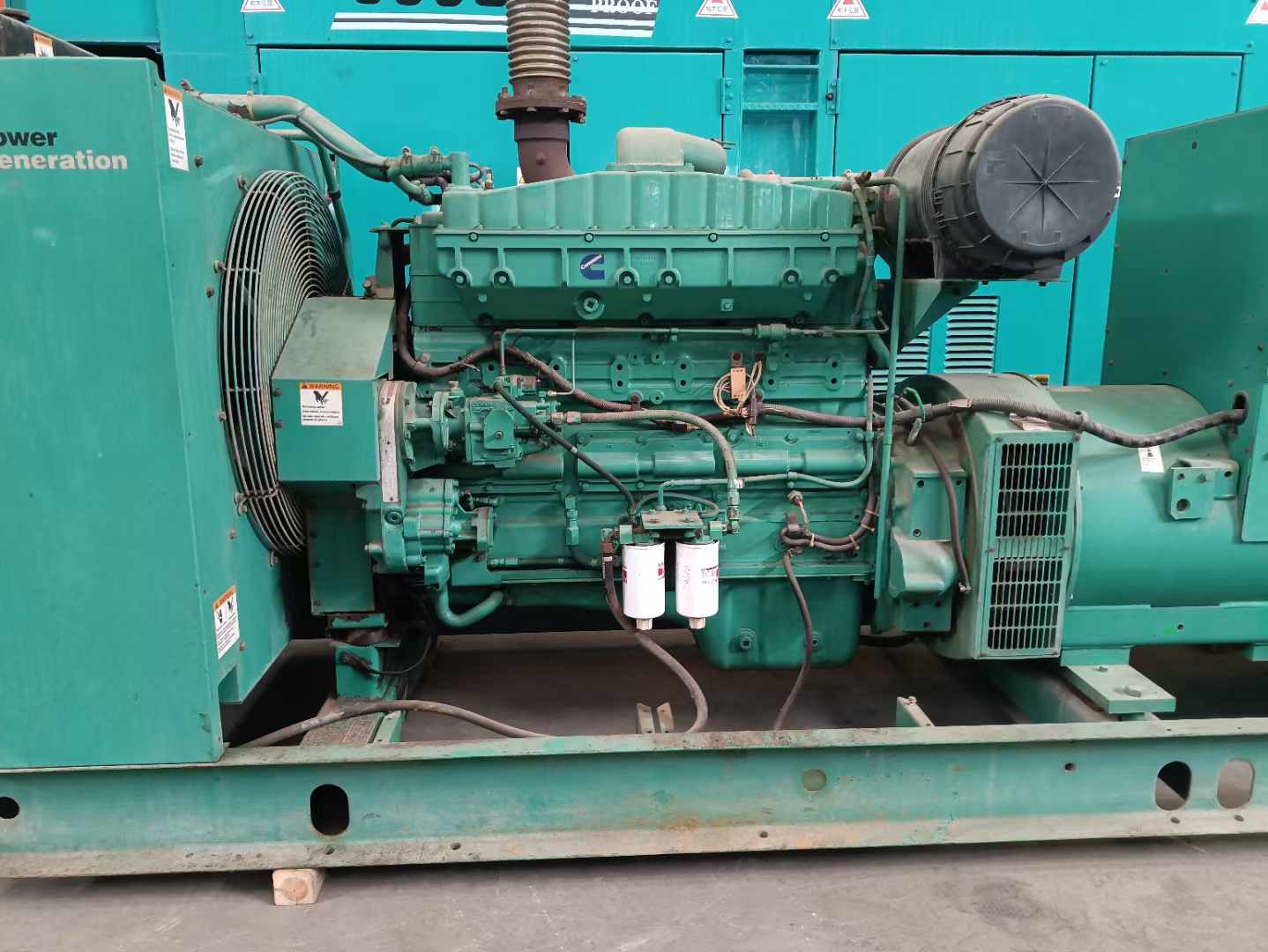 砚山过载会对 600kW 柴油发电机组造成哪些损害？