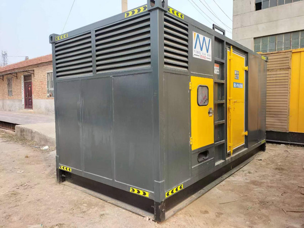 砚山进行柴油发电机组电瓶性能测试时，有哪些注意事项？